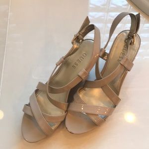 Guess 4” platforms